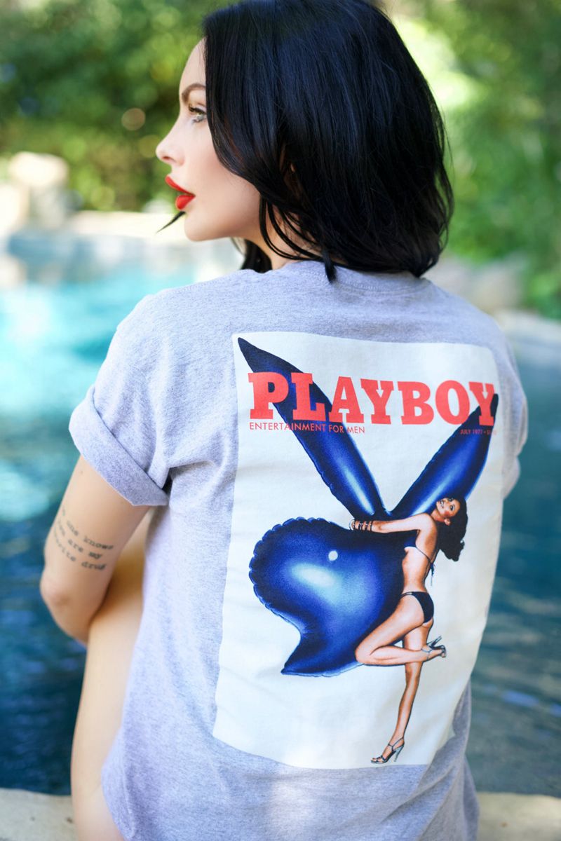 Camiseta Playboy July 1977 Cover Mujer Grises | 0415-TSQND